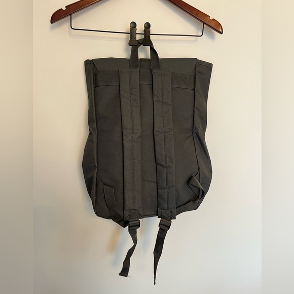 Gray Backpack utility - Picture 6 of 6